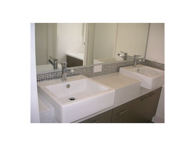 10 Tribulation Crescent, Coomera QLD 4209