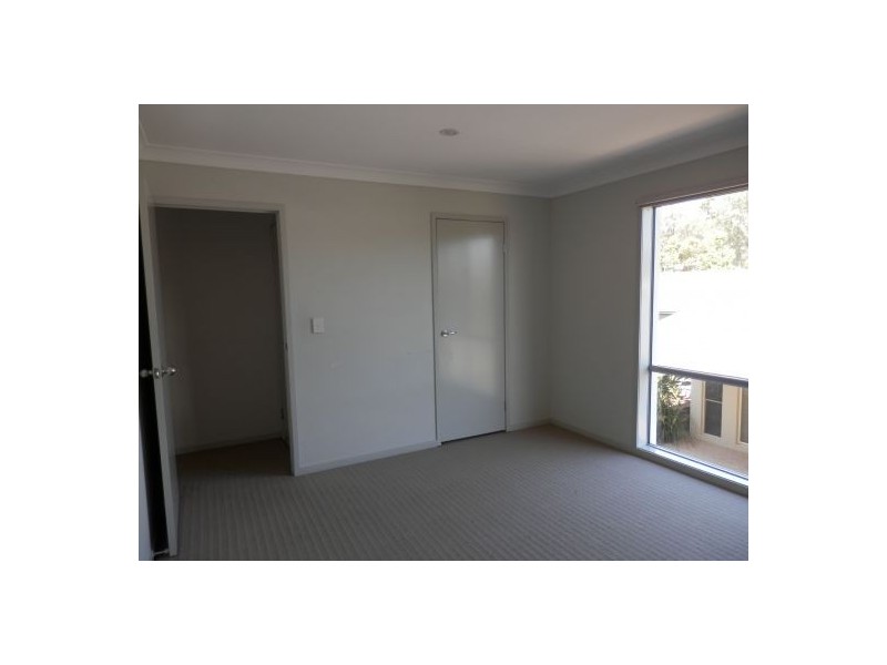 4 Picnic Creek Drive, Coomera QLD 4209