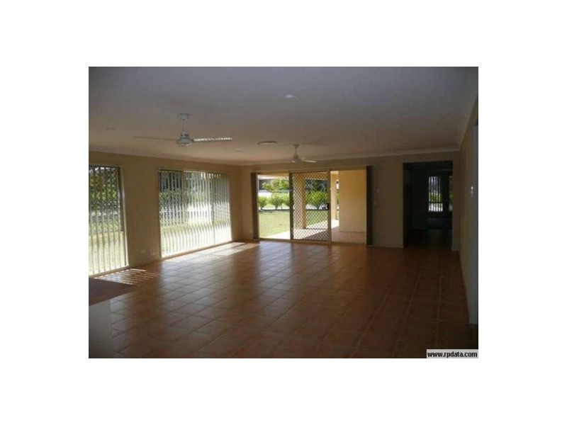 18 Astor Terrace, Coomera Waters QLD 4209