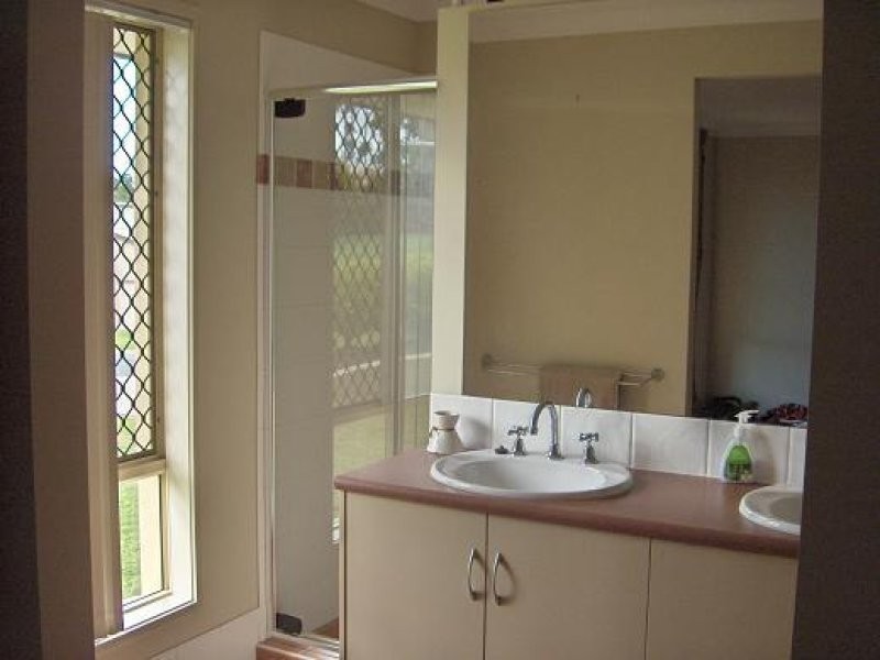 18 Astor Terrace, Coomera Waters QLD 4209