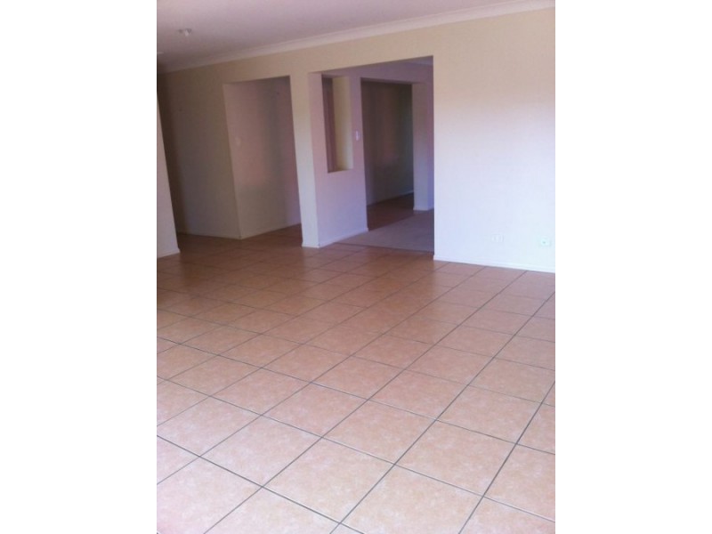 10 Billinghurst Crescent, Upper Coomera QLD 4209