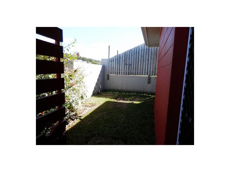 2/1 Ridgemont Street, Upper Coomera QLD 4209