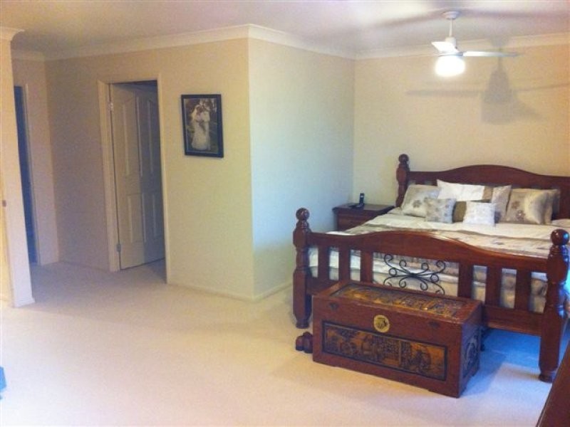 4 Anitra Lane, Coomera Waters QLD 4209
