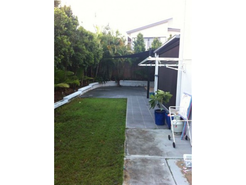 4 Anitra Lane, Coomera Waters QLD 4209