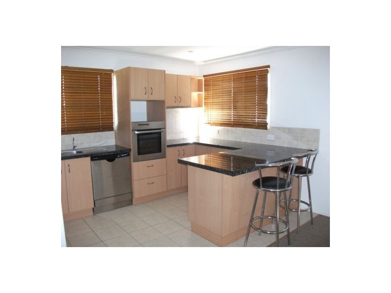 7/12-14 Baker Avenue, Labrador QLD 4215