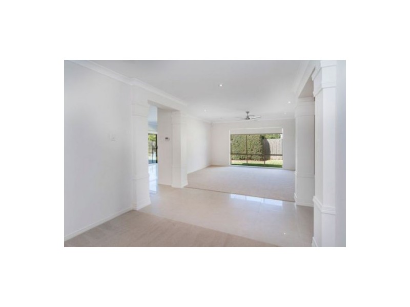 31 Rainbow Circuit, Coomera Waters QLD 4209