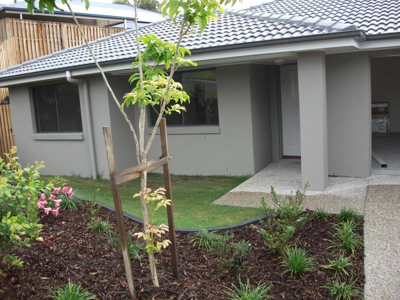 2/5 Stoney Creek Circuit, Ormeau QLD 4208