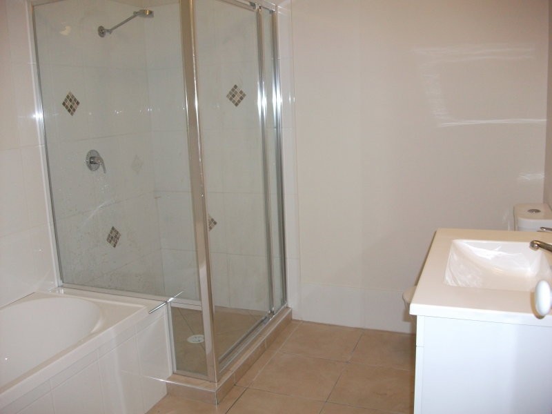 2/5 Stoney Creek Circuit, Ormeau QLD 4208