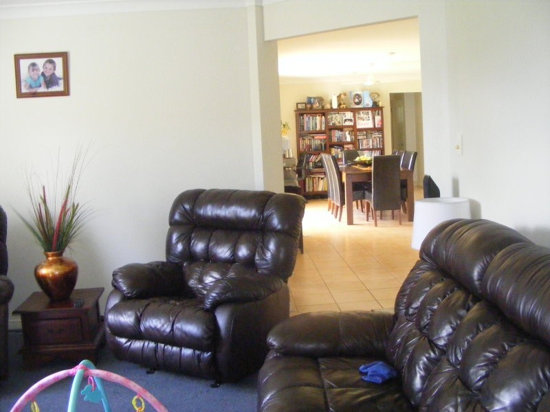 6 Chester Court, Ormeau QLD 4208