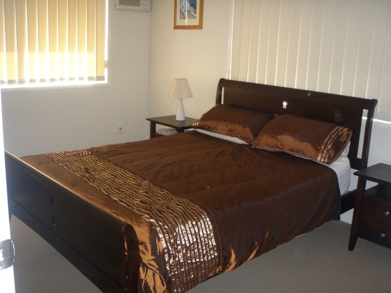 78 Christina Ryan Way, Arundel QLD 4214