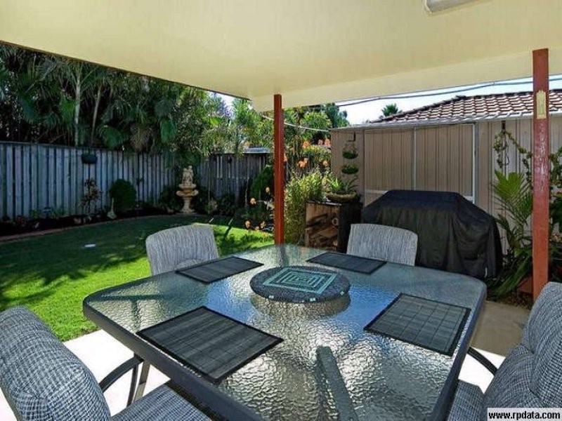 38 Sickle Avenue, Hope Island QLD 4212