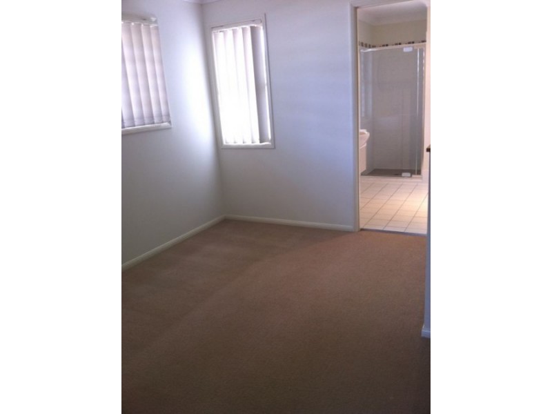 2/32-34 Margaret Street, Southport QLD 4215