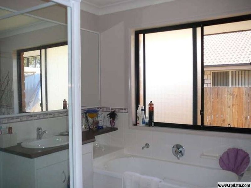 10 Redstart Street, Upper Coomera QLD 4209