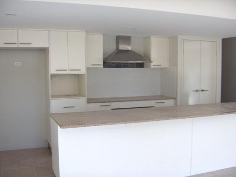 16 Bottletree Court, Coomera QLD 4209