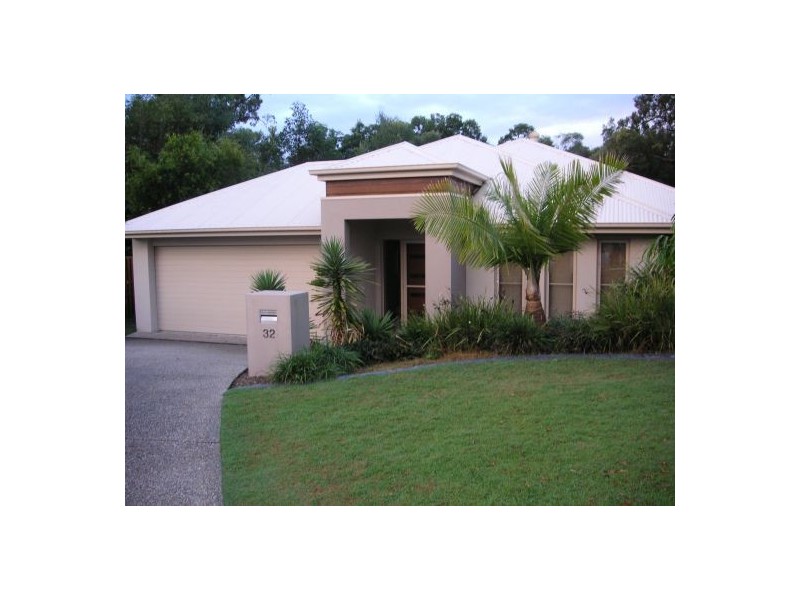 32 Pacha Close, Coomera Waters QLD 4209