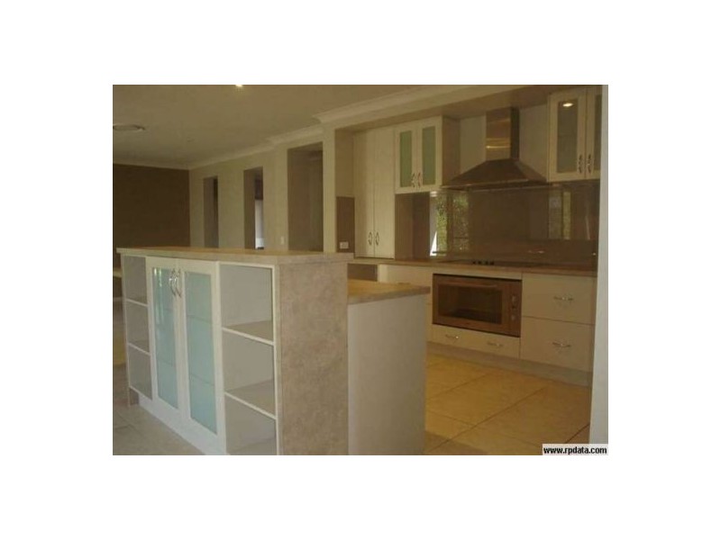 32 Pacha Close, Coomera Waters QLD 4209