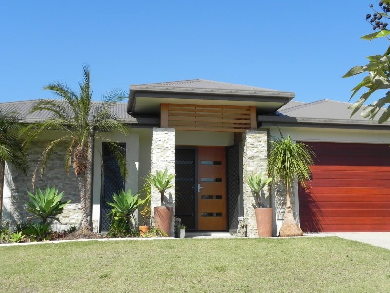 24 Scenic Crescent, Coomera QLD 4209