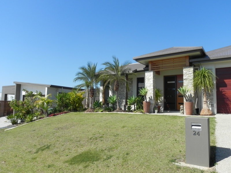 24 Scenic Crescent, Coomera QLD 4209