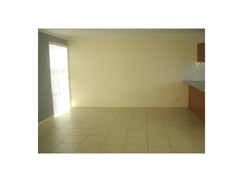 2/16 Ferncliffe Street, Upper Coomera QLD 4209