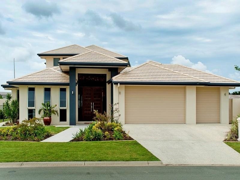 2223 Taromeo Court, Hope Island QLD 4212