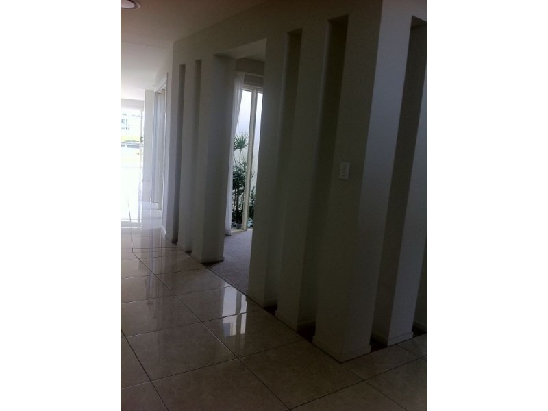 2223 Taromeo Court, Hope Island QLD 4212