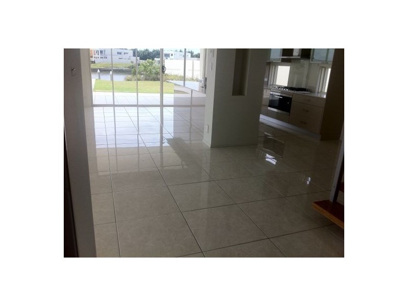 2223 Taromeo Court, Hope Island QLD 4212