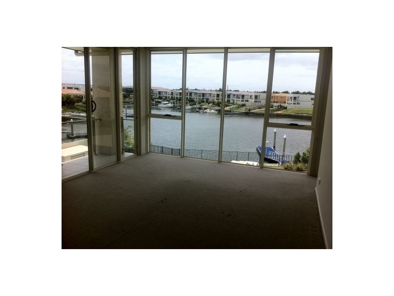 2223 Taromeo Court, Hope Island QLD 4212