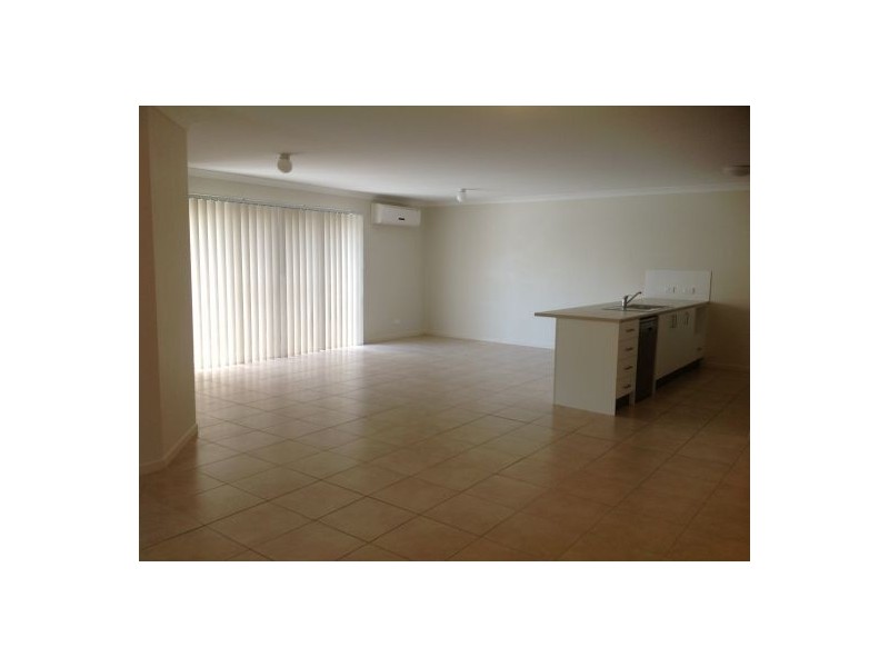 1/5 Stoney Creek Circuit, Ormeau QLD 4208