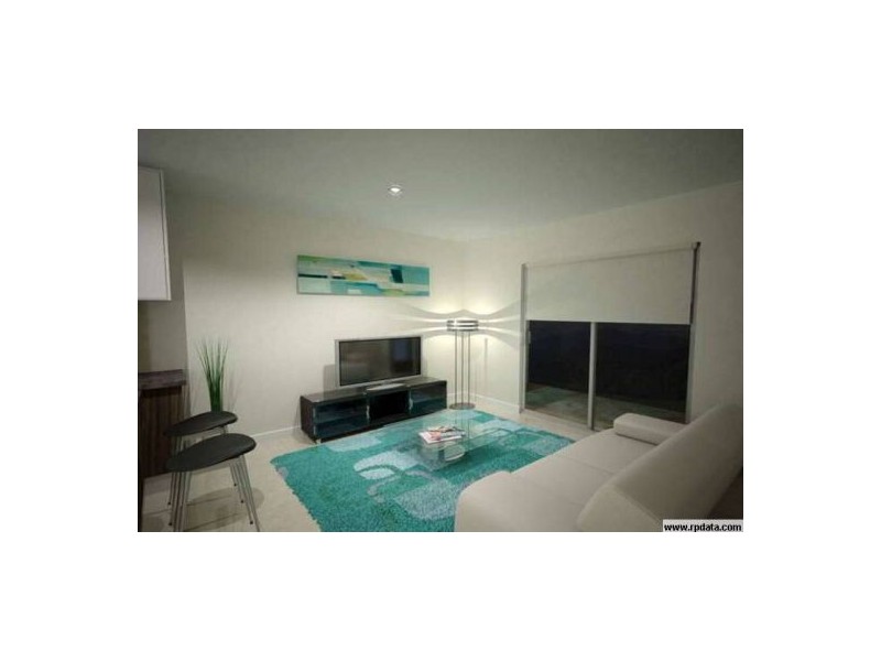 10 Creek Street, Bundamba QLD 4304