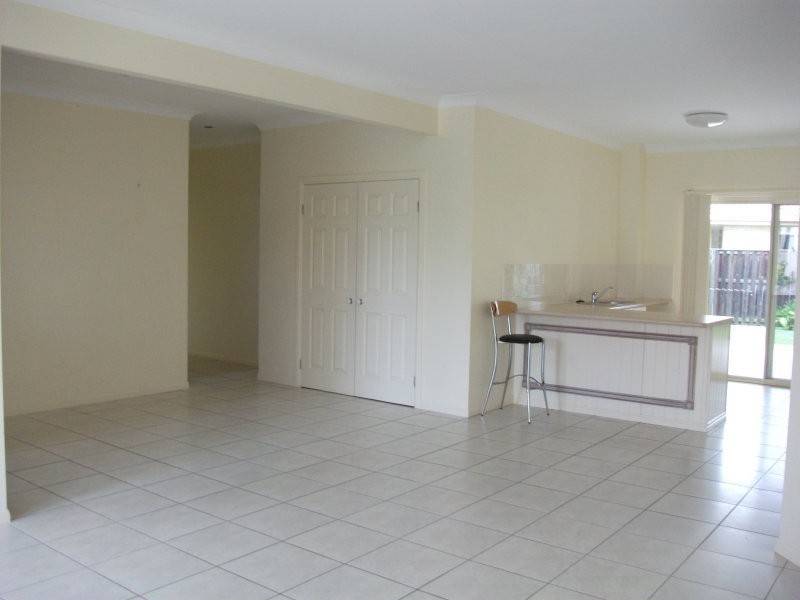 14 Brittany Drive, Oxenford QLD 4210