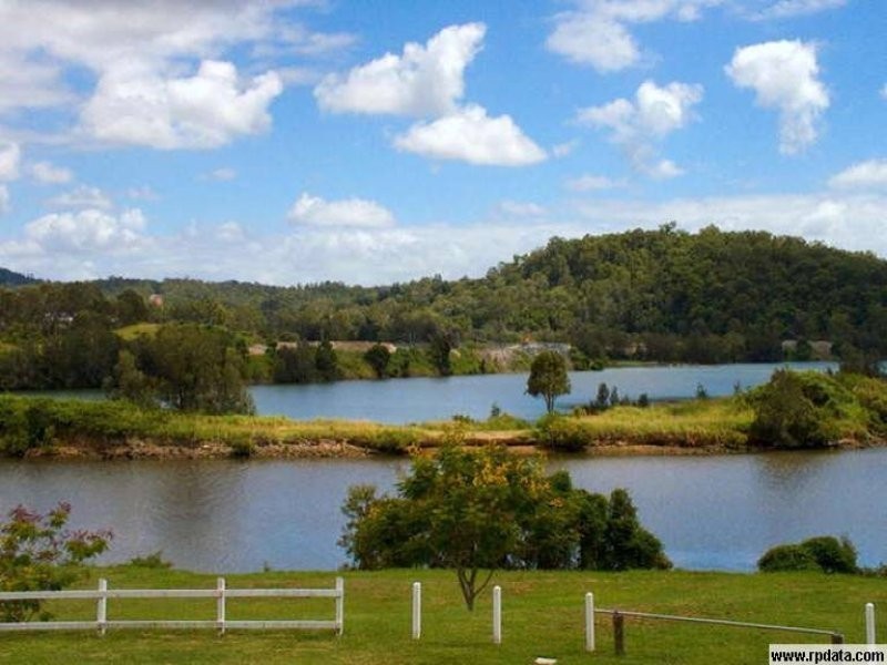 14 Brittany Drive, Oxenford QLD 4210