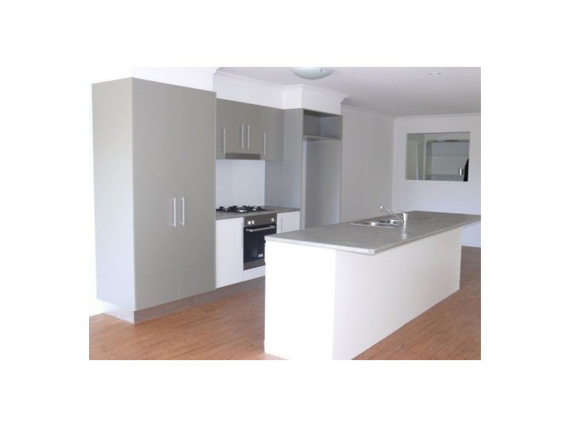 2/1 Humber Street, Upper Coomera QLD 4209