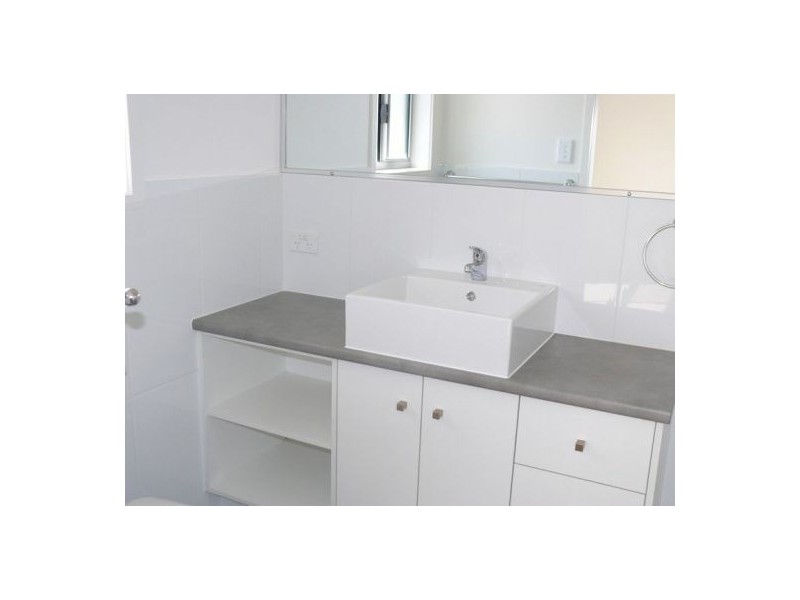 2/1 Humber Street, Upper Coomera QLD 4209