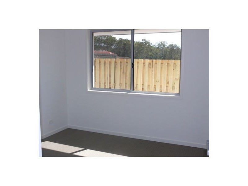 2/1 Humber Street, Upper Coomera QLD 4209