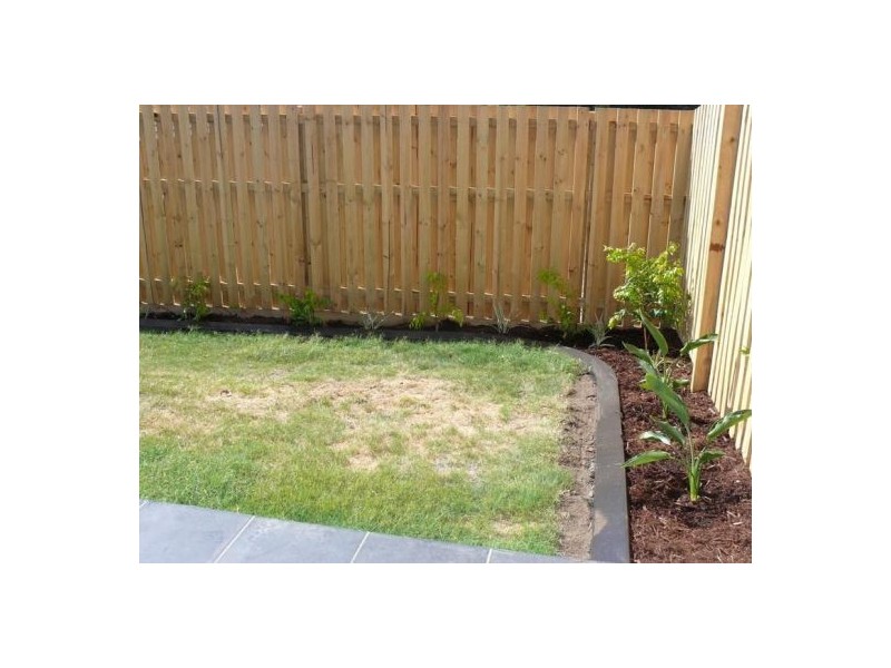 2/1 Humber Street, Upper Coomera QLD 4209