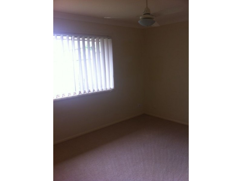 18 Billinghurst Crescent, Upper Coomera QLD 4209