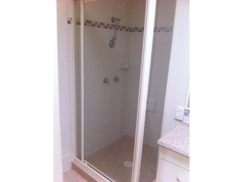 18 Billinghurst Crescent, Upper Coomera QLD 4209