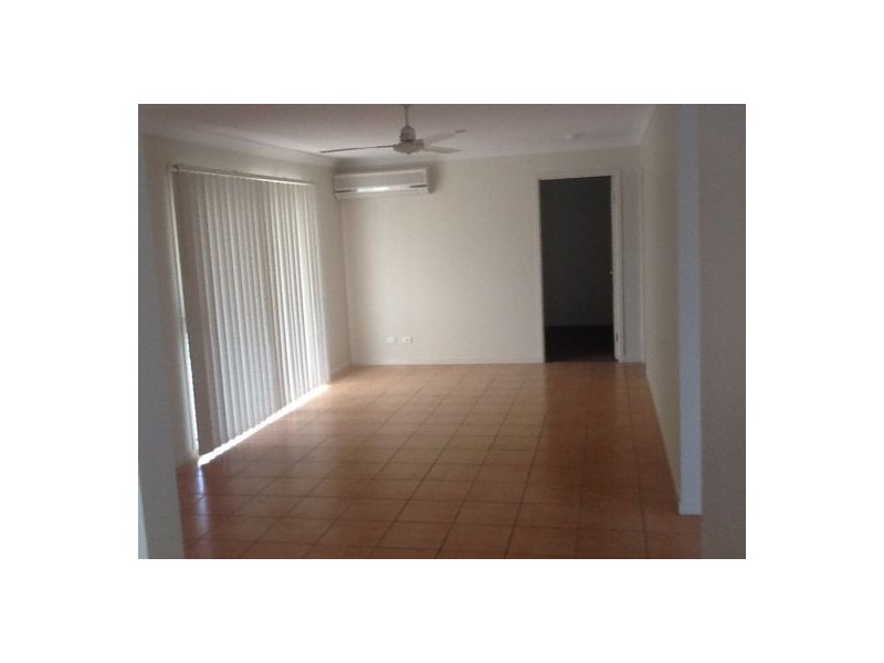 27 Bedivere Drive, Ormeau QLD 4208