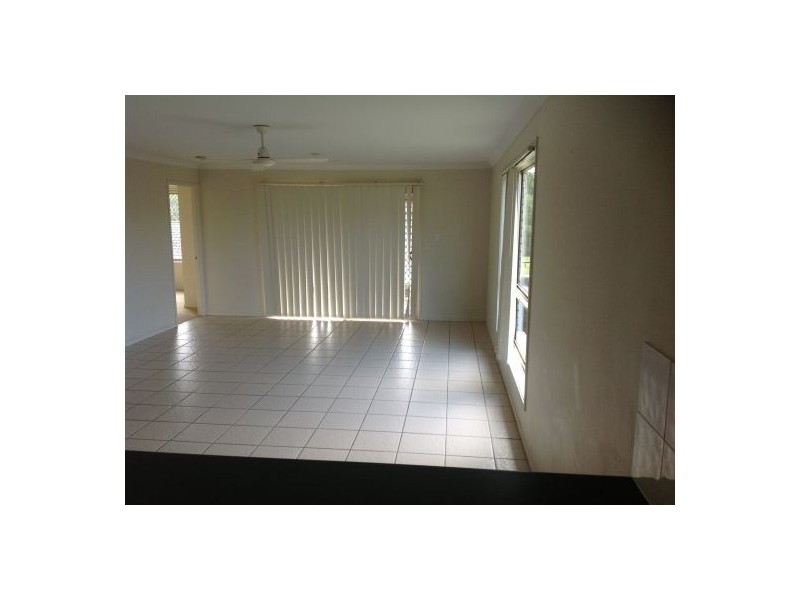 30 Bedivere Drive, Ormeau QLD 4208