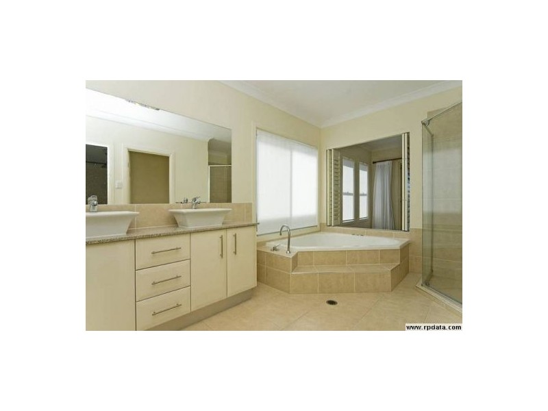 10 Brindabella Close, Coomera Waters QLD 4209