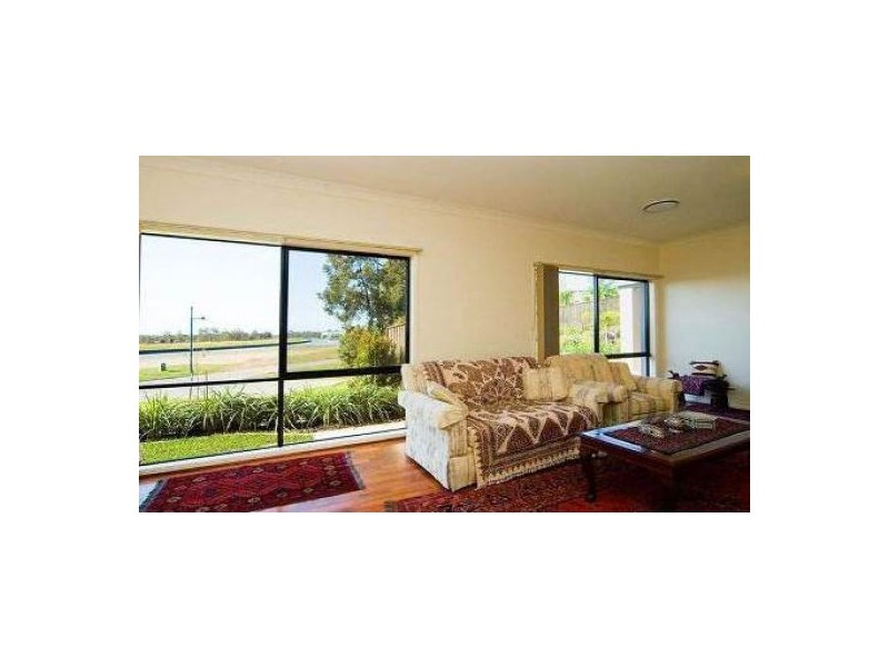 Coomera Waters QLD 4209