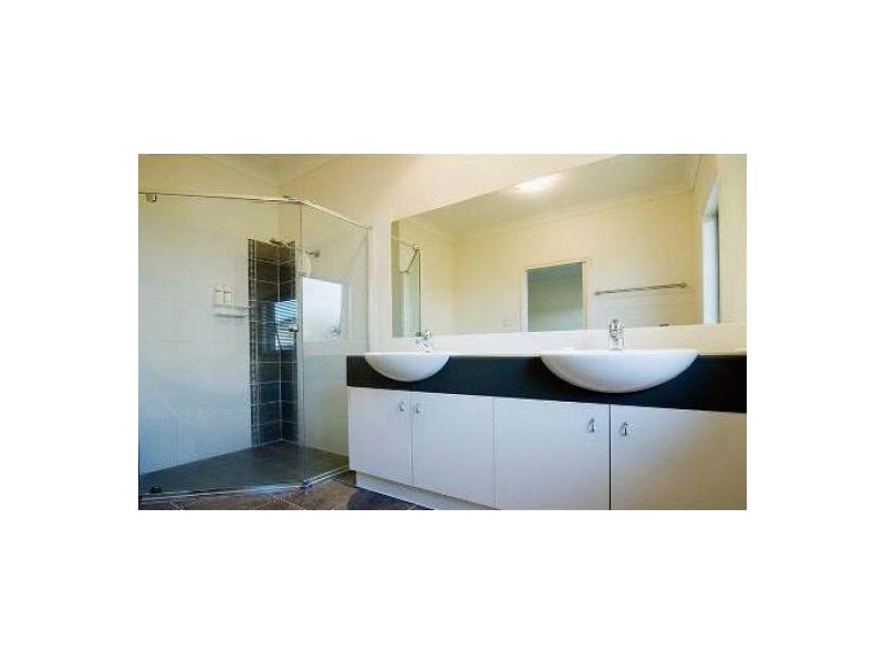 Coomera Waters QLD 4209