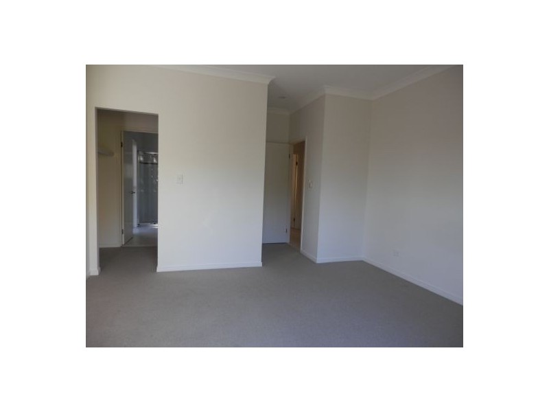 4 First Light Court, Coomera Waters QLD 4209