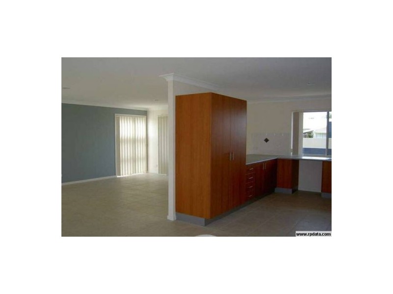 1/16 Ferncliffe Street, Upper Coomera QLD 4209