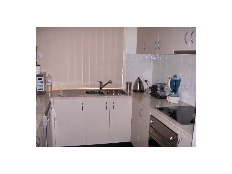 5/32-34 Margaret Street, Southport QLD 4215