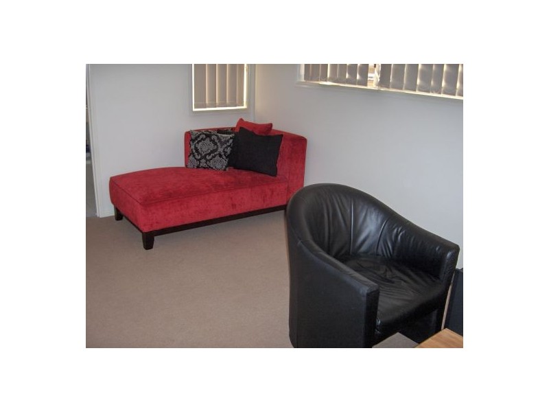 5/32-34 Margaret Street, Southport QLD 4215