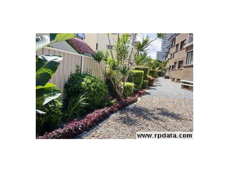 16/9-11 Old Burleigh Rd, Surfers Paradise QLD 4217