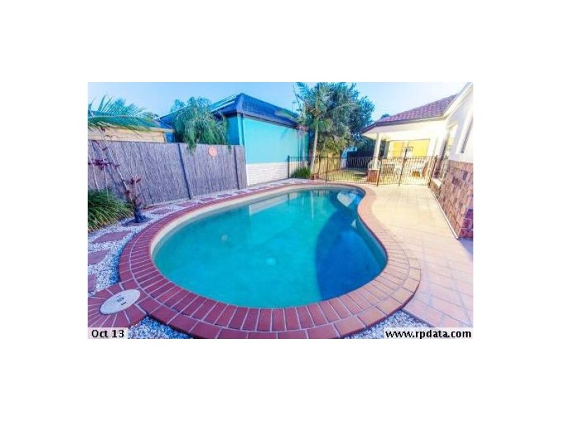 16 Ontario Court, Oxenford QLD 4210