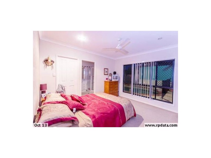 16 Ontario Court, Oxenford QLD 4210