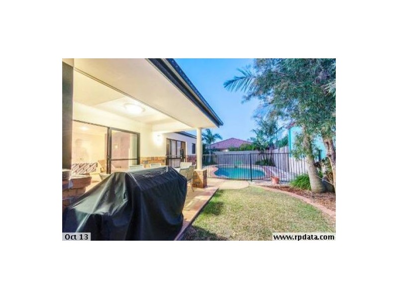 16 Ontario Court, Oxenford QLD 4210